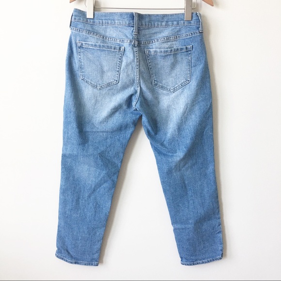 Old Navy Distressed Boyfriend Cropped Jeans - Picture 7 of 8